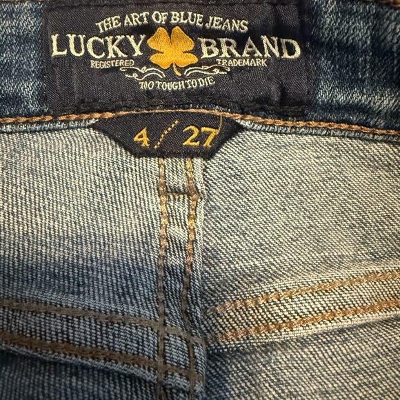 💙 Lucky Brand Sienna Slim Boyfriend Jeans Size 4 / 27 | Light Wash | Distressed - Picture 2 of 12
